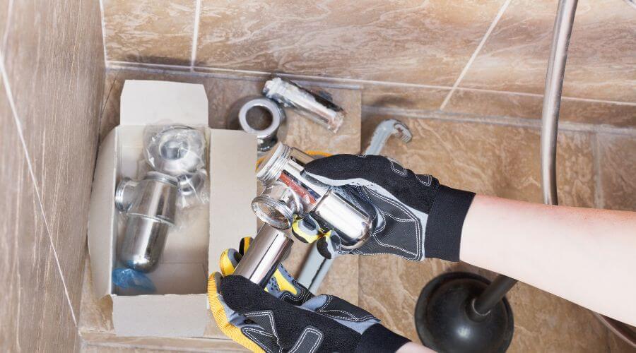 Professional gutter cleaning in Port Huron, MI